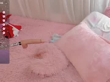 latina cam girl little_effy18 image #3935986