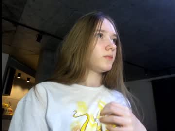 latina cam girl mysat image #1099848