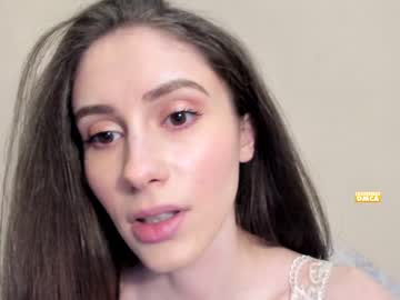 latina cam girl snowww_white image #2304564