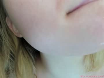 latina cam girl teeencute image #607542