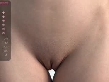 latina cam girl dovia image #1254731