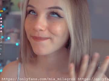 latina cam girl mia_milagros image #776059