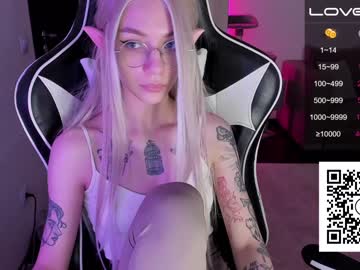 latina cam girl moonless_ image #870584