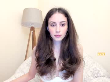 latina cam girl snowww_white image #1882647