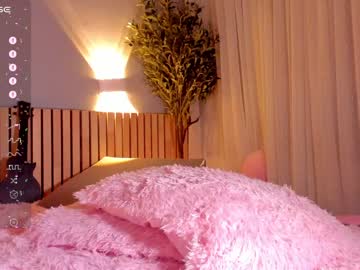 latina cam girl little_effy18 image #4568573