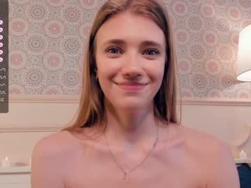 latina cam girl coral_reef image #4447931