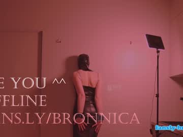 latina cam girl bronnica image #2894532