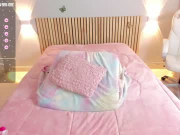 latina cam girl little_effy18 image #2952663