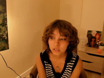 latina cam girl lenaelisabeth image #3711384