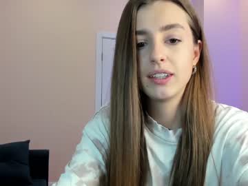latina cam girl coy_amina_ image #2283672