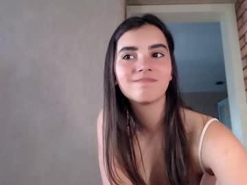 latina cam girl nika_la image #1384675