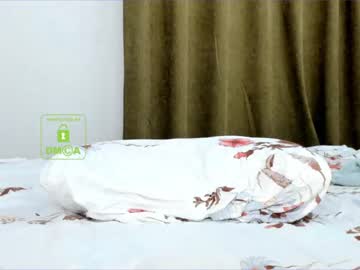 latina cam girl lee_yoona image #189271