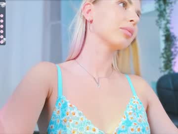 latina cam girl charming_pan image #1419989