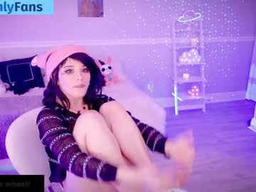 latina cam girl cherrycrush image #1936139