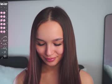 latina cam girl elizabeth_digi image #2444353