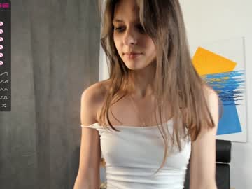 latina cam girl peek_in_my_window image #3765751