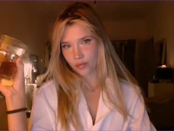 latina cam girl bitter_moon image #2228982