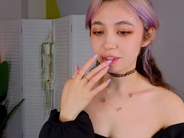 latina cam girl y_u_m_i_k_a image #2373037
