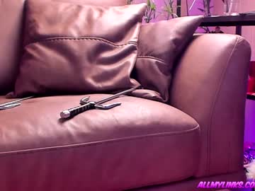 latina cam girl aura_69 image #2070949