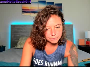 latina cam girl nellebeachgirl image #1736057