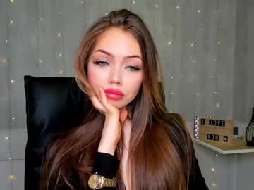 melanybunny latina cam