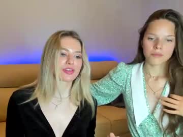 elsa_goold latina cam
