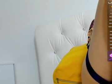 latina cam girl _timeless_paradox image #3260177