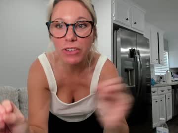 latina cam girl texas_blonde image #1940371