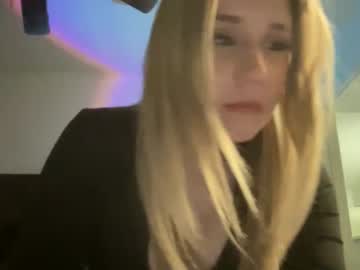 latina cam couple hotandhornyhannah image #4062435