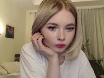 latina cam girl yvaine777 image #539068