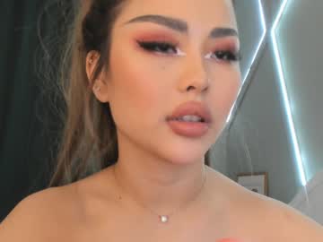 latina cam girl bae_suz image #524208