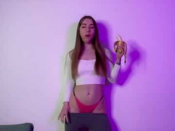 latina cam girl strawberryjamx image #2366922