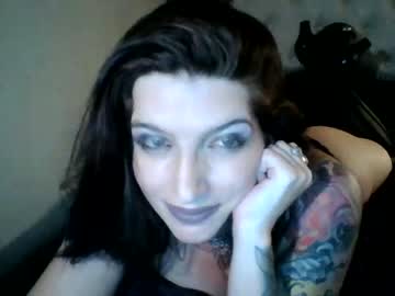 esme_charm latina cam