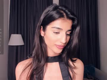 latina cam girl suzannedavise image #3940052
