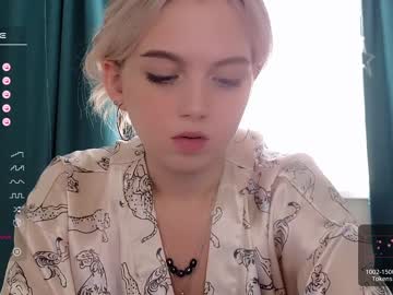 latina cam girl small_blondee image #3470544