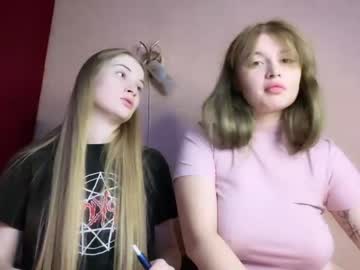 latina cam couple angry_girl image #2133404