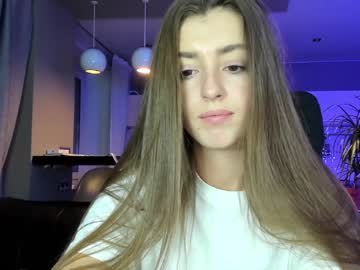 latina cam girl coy_amina_ image #2161054