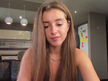 latina cam girl coy_amina_ image #1582115