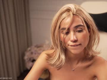latina cam girl amnie_ image #3148645