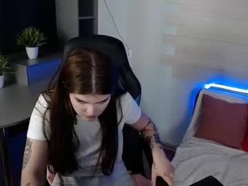 hi_amina latina cam