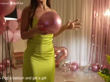 latina cam girl tifalock_ image #3252298