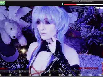 latina cam girl those_darn_frigs image #172899