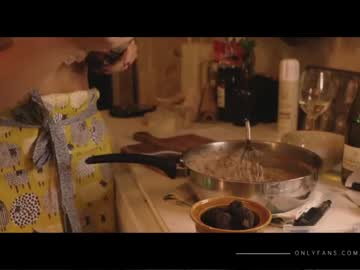 latina cam girl lucieoude_ image #1688287