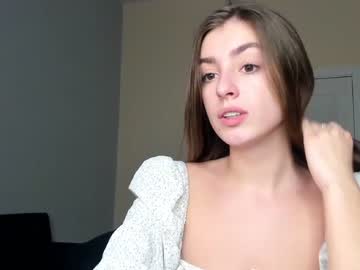 latina cam girl coy_amina_ image #2394218