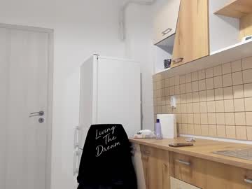 latina cam girl devyale image #522893