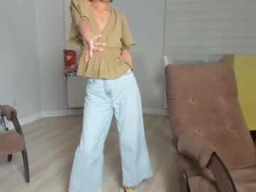 latina cam girl lenaelisabeth image #3672095