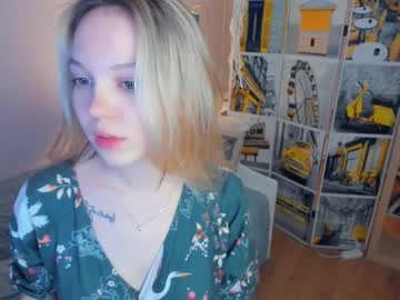 latina cam girl shine__and_be image #3305751