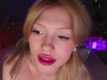 latina cam girl bunnylia__ image #2729657