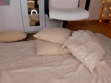 latina cam girl roxy_blue_eyed_ image #4429524