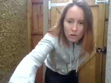 latina cam girl eatmypie69 image #3810696